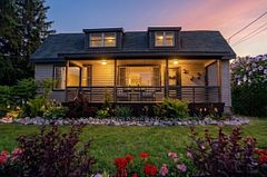 32 Ann Street, Lambton Shores, ON N0M 1B0