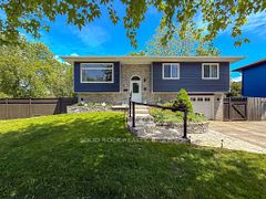 676 Centre Street, Kingston, ON K7M 5E4