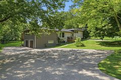 22 Rosebough Street, Hamilton, ON L9H 5C5