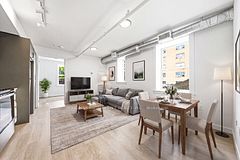 325 James Street S 205, Hamilton, ON L8P 3B7