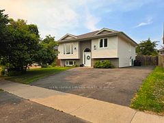 1486 Hutton Park Drive, Thunder Bay, ON P7G 1E5