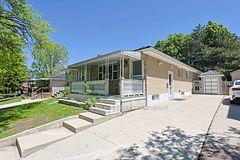 743 Sevilla Park Place, London East, ON N5Y 4H9