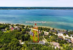 3573 East Bayshore Rd, Rr# 1 Road, Owen Sound, ON N4K 5N3