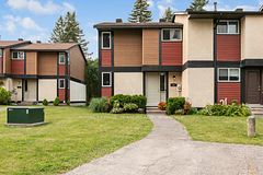 82 McClintock Way 68, Kanata, ON K2L 2A2
