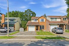 1093 St-Emmanuel Terrace, Orleans - Convent Glen and Area, ON K1C 2J6
