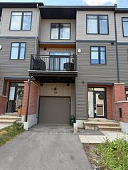 215 Tussock Private, Blossom Park - Airport and Area, ON K1X 0M8