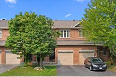 173 Hornchurch Lane, Barrhaven, ON K2J 0J9