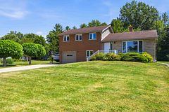 4193 Bluepoint Drive, Plympton-Wyoming, ON N0N 1J6