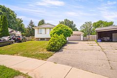 14 Thistledown Drive, Brantford, ON N3R 6R9