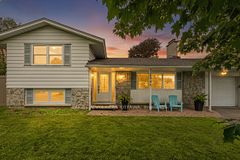 1941 Conrad Avenue, Alta Vista and Area, ON K1H 6V7