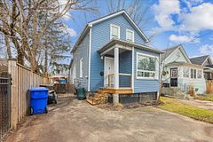 18 Linwood Street, St. Catharines, ON L2R 1H3