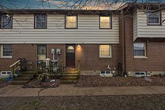 136 Notch Hill Road 5, Kingston, ON K7M 2X1