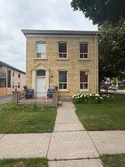 52 Wellington Street 1, Woodstock, ON N4S 3H6