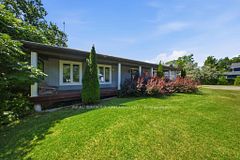 66 Talbot Street, Haldimand, ON N0A 1C0