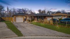 84 Sandra Crescent, Grimsby, ON L3M 4Y7