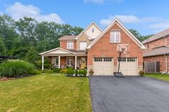6697 St. Michael Drive, Niagara Falls, ON L2E 1A1
