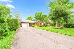 438 Raglan Street N, Renfrew, ON K7V 1P5