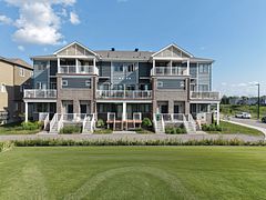 1022 Chapman Mills Drive, Barrhaven, ON K2J 7J2