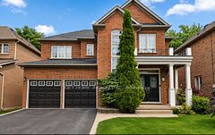 18 Dewsbury Way #Bsmt, Hamilton, ON L8E 6C2