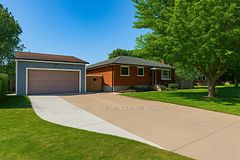 26 Millward Avenue, St. Catharines, ON L2N 1P6