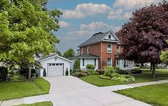 107 Wellington Street S, Goderich, ON N7A 3T1