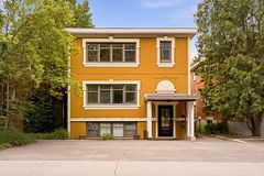 34 Lavergne Street 1, Vanier and Kingsview Park, ON K1L 5G3
