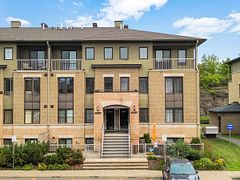 270B Titanium Private 5, Orleans - Convent Glen and Area, ON K1C 0A5