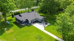 551 Mud Street E, Grimsby, ON L3M 0K3