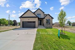 253 John Street, Warwick, ON N0M 2S0