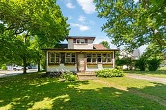 295 Leask Avenue, Fort Erie, ON L2A 4L3