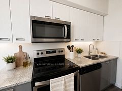 257 Hemlock Street 108, Waterloo, ON N2L 3R4