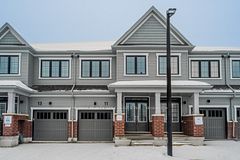 11 Radium Common, Cambridge, ON N1T 0H4