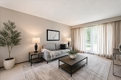 17 Glenda Court, Guelph, ON N1H 6V6
