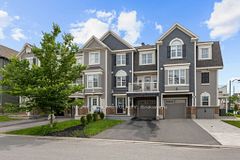 403 GERARDIA Lane, Orleans - Cumberland and Area, ON K4A 1C7