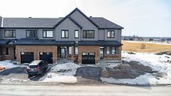 668 Expansion Road, Barrhaven, ON K2J 7G3