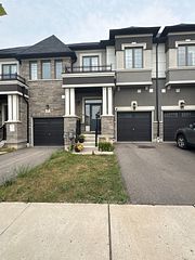 9 Bilanski Farm Road, Brantford, ON N3S 0J4