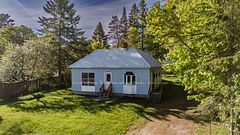 9 632 Highway, Seguin, ON P0C 1J0