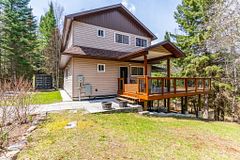 1033 Bayberry Lane, Highlands East, ON K0M 1R0
