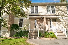 282 Dalehurst Drive, Tanglewood - Grenfell Glen - Pineglen, ON K2G 4J5