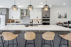 125 Stoneleigh Drive, Blue Mountains, ON L9Y 4X5