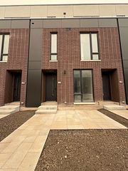 155 Everett Common, St. Catharines, ON L2P 0G8