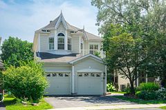 69 Goldridge Drive, Kanata, ON K2T 1E9
