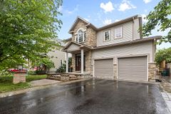 532 Landswood Way, Stittsville - Munster - Richmond, ON K2S 0A6