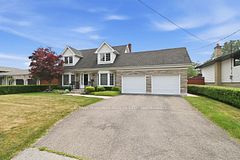82 Lakeshore Road, St. Catharines, ON L2N 2T5