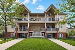 165 Waterbridge Drive 5, Barrhaven, ON K2G 7G3