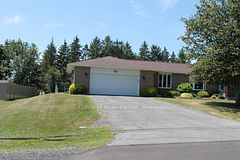 3270 Sunnyview Avenue N, South Stormont, ON K6K 0A8