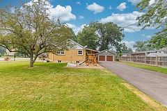 586 Lakeside Road, Fort Erie, ON L2A 4Y2