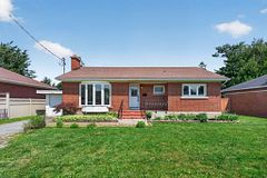 2439 Alta Vista Drive, Alta Vista and Area, ON K1H 7M9