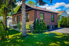 292 Glenholme Avenue, Hamilton, ON L8K 3M3