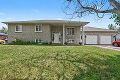 1588 Scottanne Street, Greely - Metcalfe - Osgoode - Vernon and Area, ON K4P 1R3
